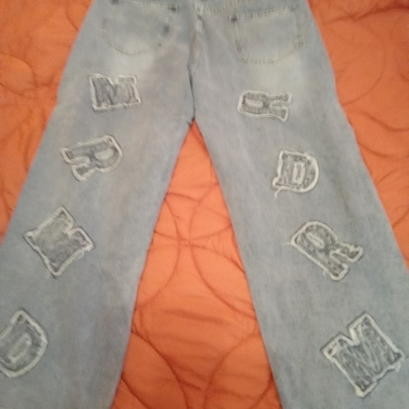 Women's Light Wash Denim Jeans with Appliqué Letters Size XXL Bootcut - Picture 2 of 6